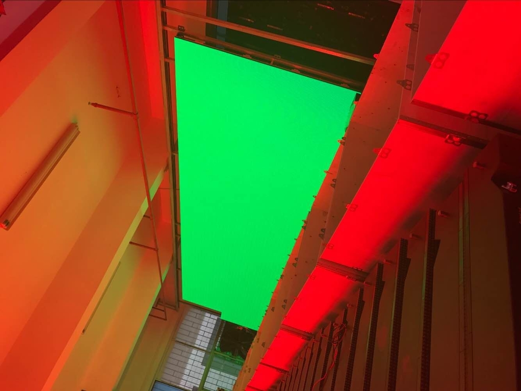 2000 esposizioni di LED dell'interno di colore pieno di CD/㎡ buone alleggerendo accordo automatico